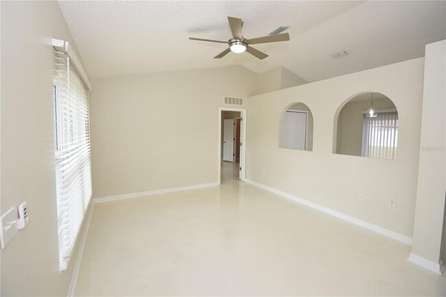 Building Photo - 31 Slumber Path