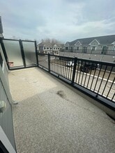 Building Photo - 43 Kingbird Cmn
