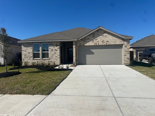 Building Photo - 830 Heaven Dr