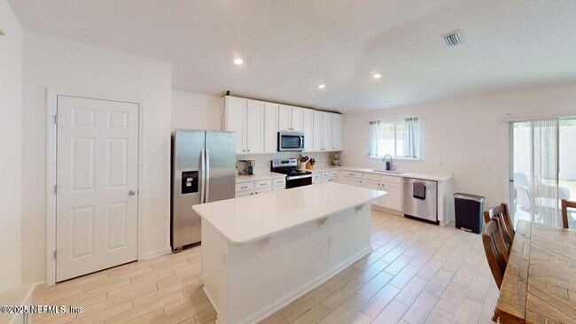 Foto del edificio - 2250 Hudson Grove