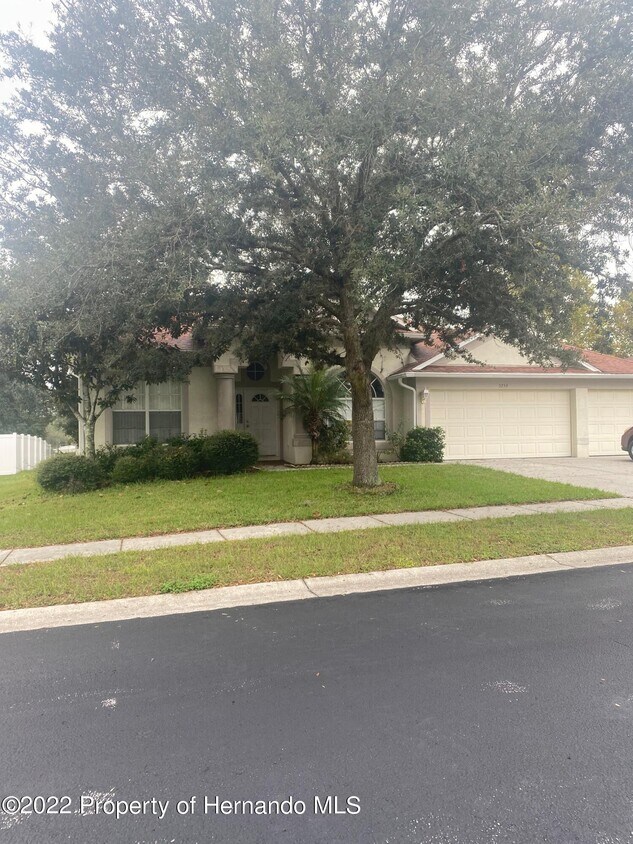 Primary Photo - 5259 Greystone Dr