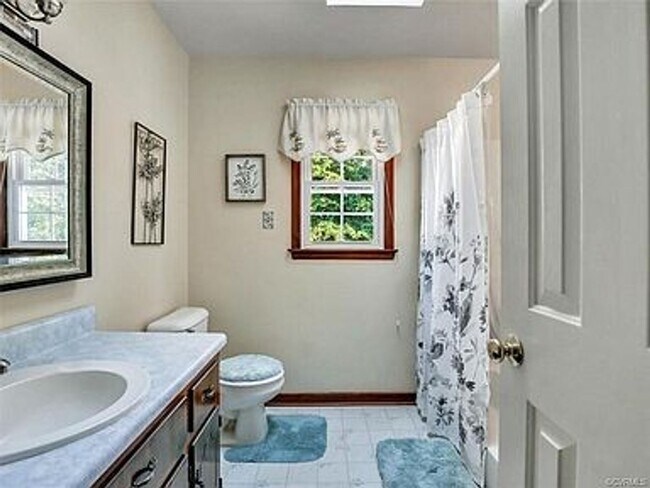 Foto del edificio - 3 Bed 2.5 bath Deer Run Subdivision-Chesterfield