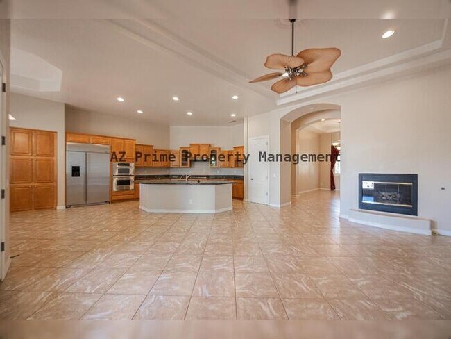 Foto del edificio - 2902 E Gary Way