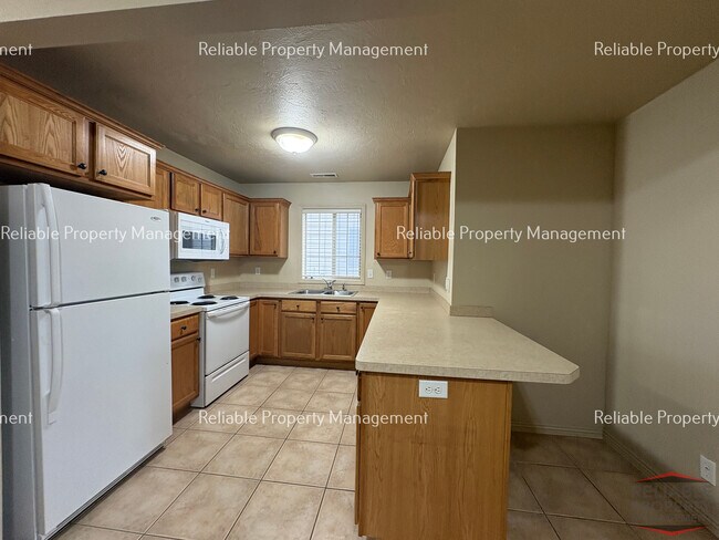 Foto del edificio - 184 Stockham Blvd