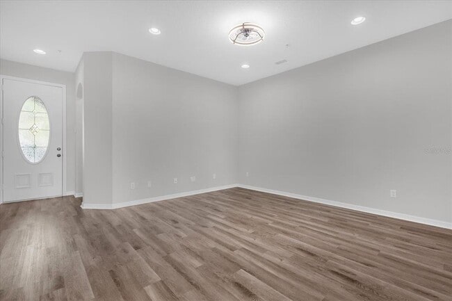 Foto del edificio - 9450 Silver Buttonwood St