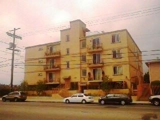 Building Photo - 11757 Saticoy St