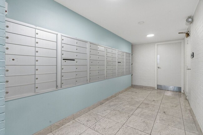 Foto del edificio - 515 W Wrightwood Ave