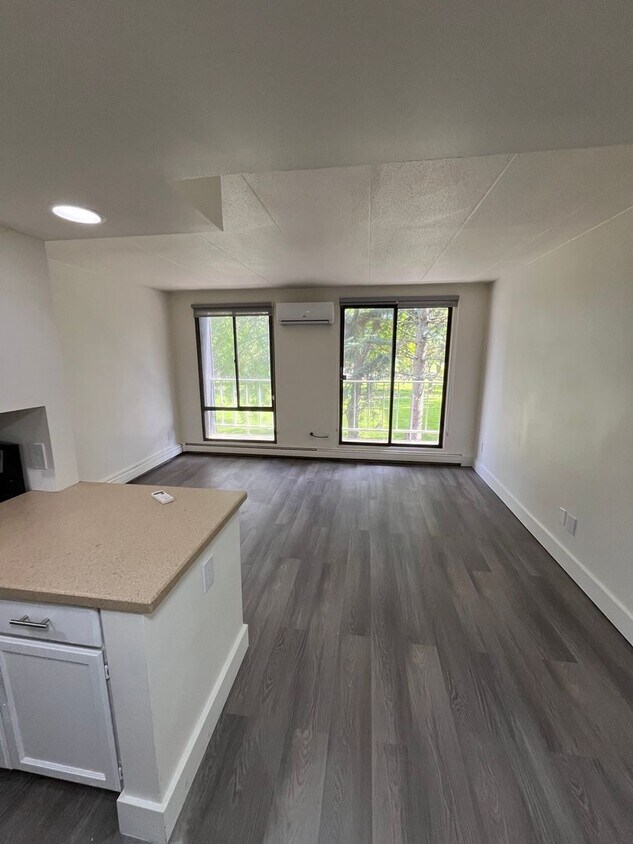 Foto principal - 7300 W Dean Rd