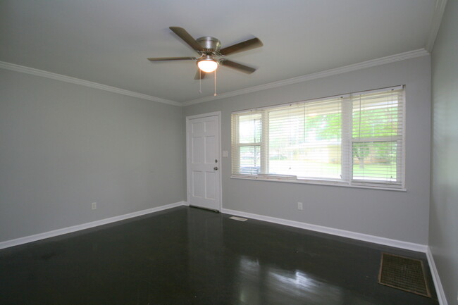 Foto del edificio - 3126 Las Animas Ave NW