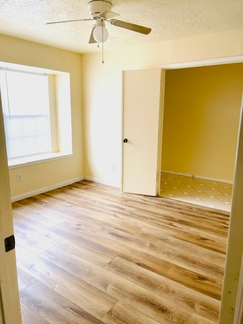 Building Photo - 6604 Belcamp Dr