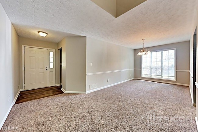 Foto del edificio - 161 Orchard Hill Dr
