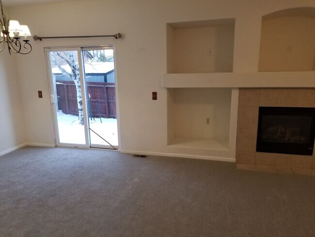 Foto del edificio - Stunning home for Rent on Riverbay GR