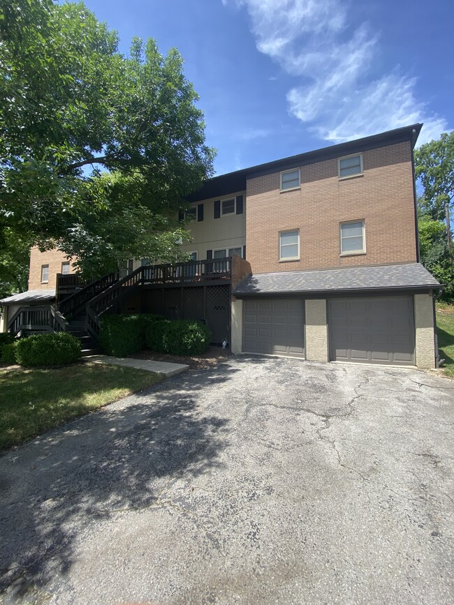 Foto del edificio - 1153 Edgehill Rd