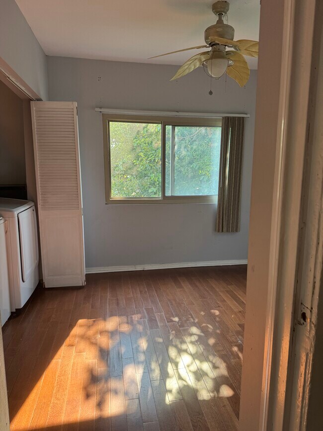 Foto del edificio - 6733 N Artesian Ave