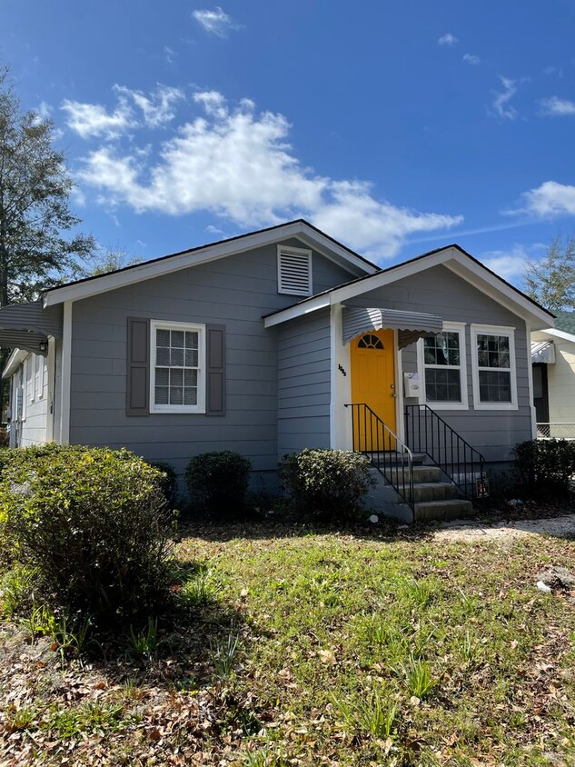 Primary Photo - Midtown Bungalow