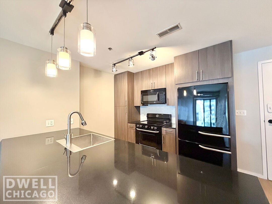 Foto principal - 231 W Scott St