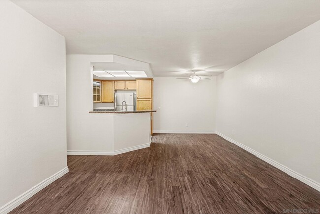 Building Photo - 3877 Pell Pl