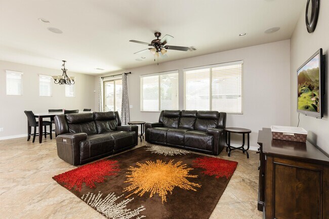 Photo - 145 E Coconino Dr House