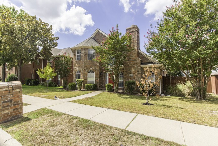 Primary Photo - 2313 San Gabriel Dr, Plano, TX 75074