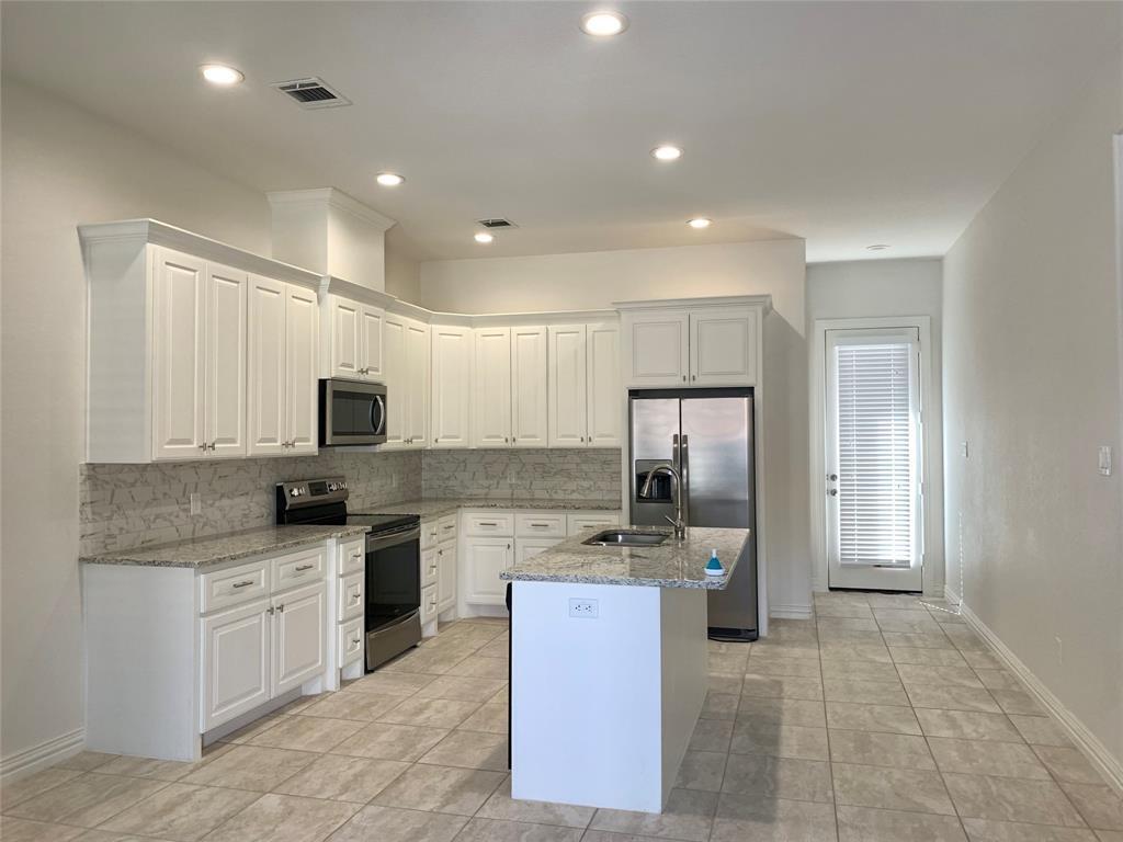 2610 Appian Way Unit 2586 B, New Caney, TX 77357 Condo for Rent in