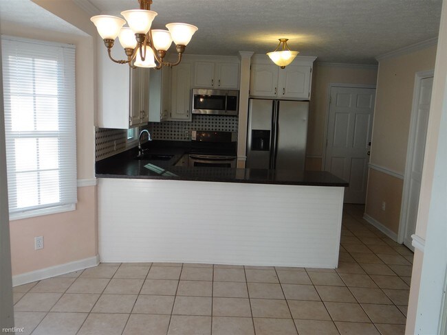 Building Photo - 159 Ridgeway Dr