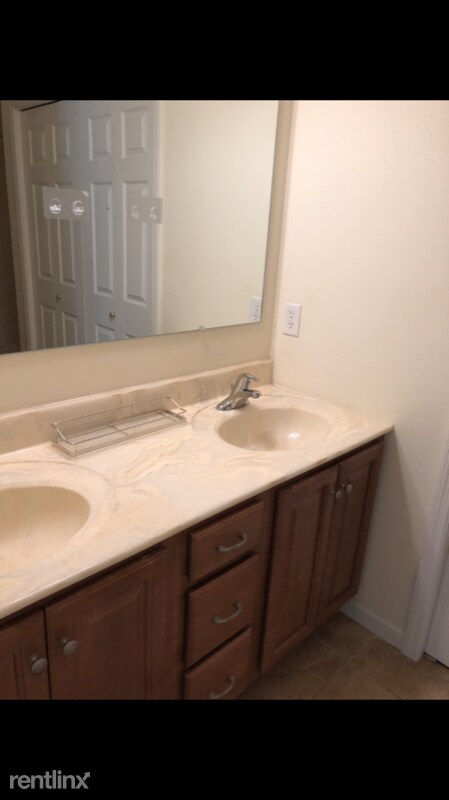 Foto del edificio - 3 br, 3 bath Townhome - 776 Wallingford Rd