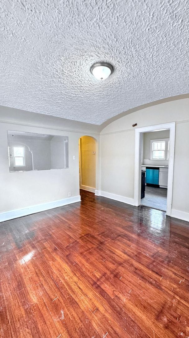 Building Photo - 3745 W Grand St