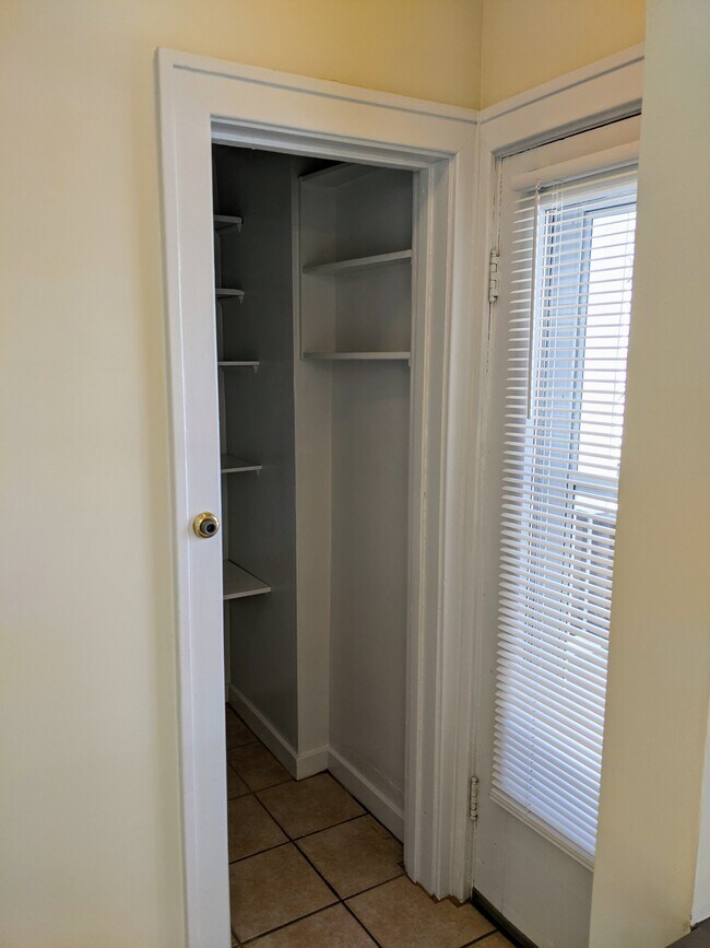 Foto del edificio - 330 Henry Ave SE