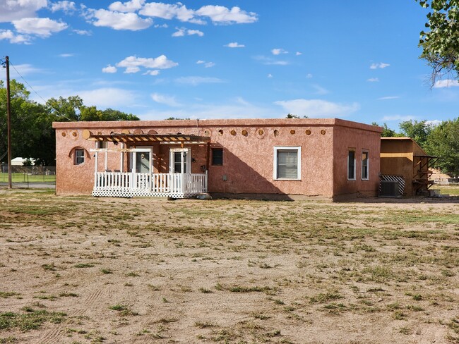 Exterior View - 460 S Bosque Loop