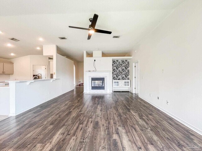 Building Photo - 1117 Halyard Pl