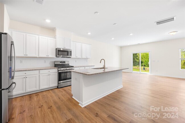 Foto del edificio - 2765 Yeager Dr NW