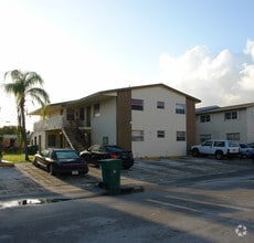 Building Photo - 3730 SW 59 Ave