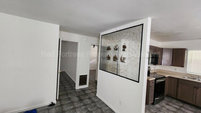 Foto del edificio - 19095 Holly Rd