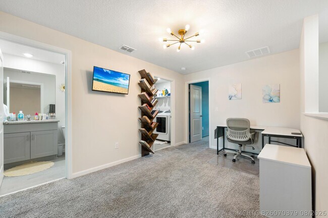 Building Photo - 3936 SE Caladium Ct