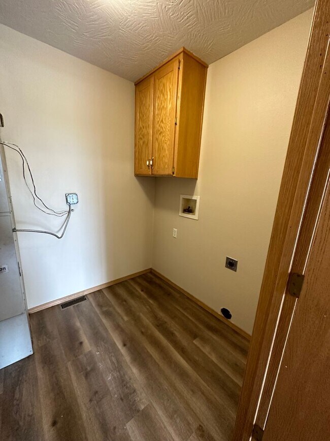 Foto del edificio - 355 Peach Tree St