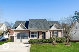 Building Photo - 1730 N Cove