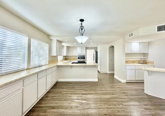 Foto del edificio - Beautiful 5B/3BA Home in Rancho Bernardo A...