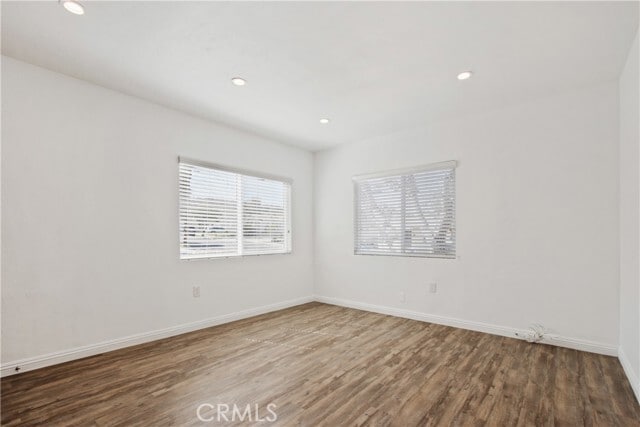 Building Photo - 951 W Mabel Ave