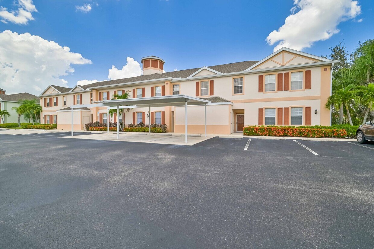 ** 3/2 Condo ~ Gated Community w/ Ameniti... - ** 3/2 Condo  ~ Gated Community w/ Ameniti...