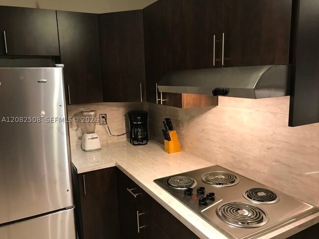 Foto del edificio - 7000 NW 186th St