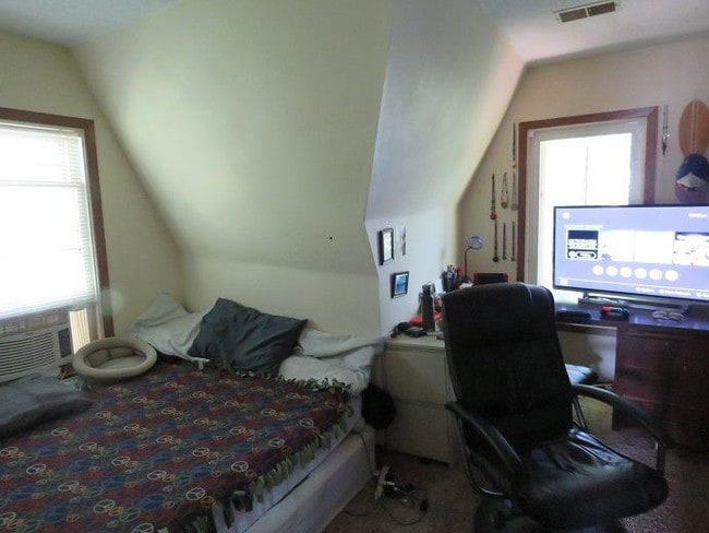 Building Photo - 2 bedroom in Northfield MN 55057