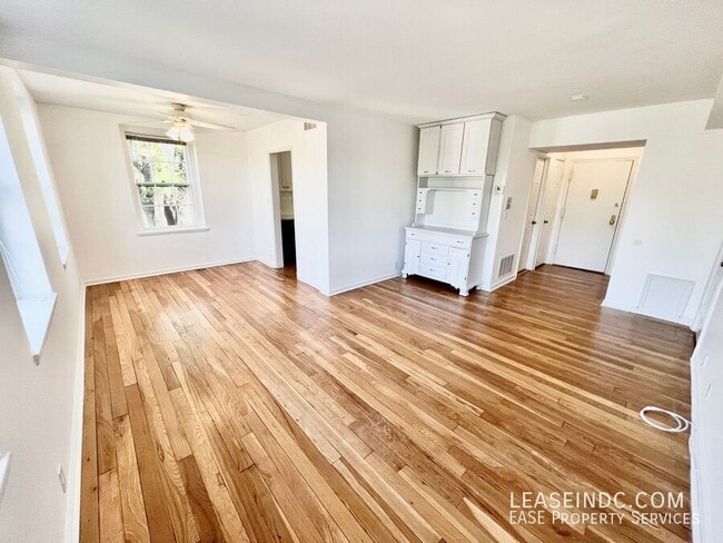 Building Photo - 3620 38th St NW