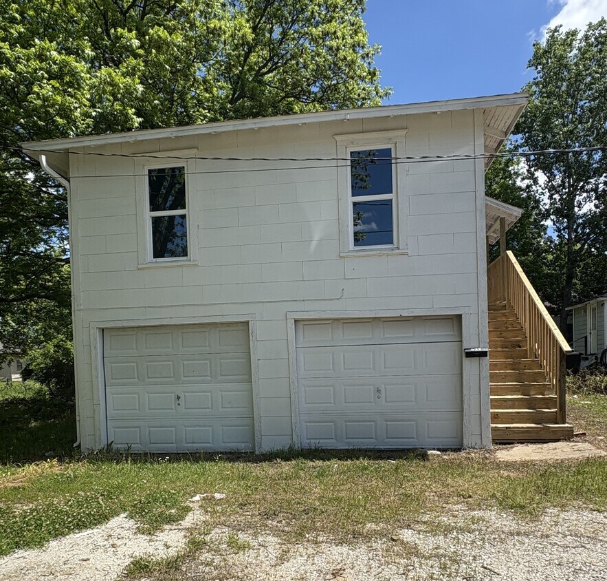 Foto principal - 522 S Stonewall Ave