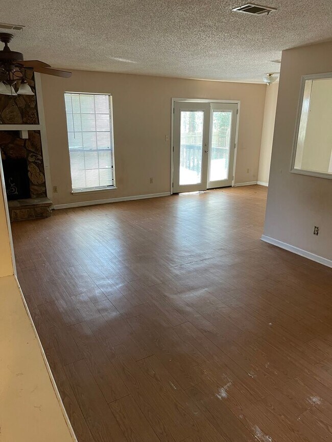 Foto del edificio - 2509 Arthurs Ct Ln