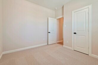 Building Photo - 1107 Campside Dr