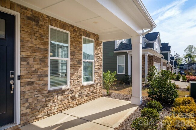 Building Photo - 8156 Merryvale Ln