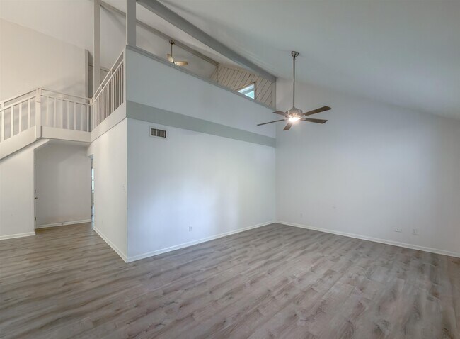Building Photo - 3200 Langley Cir