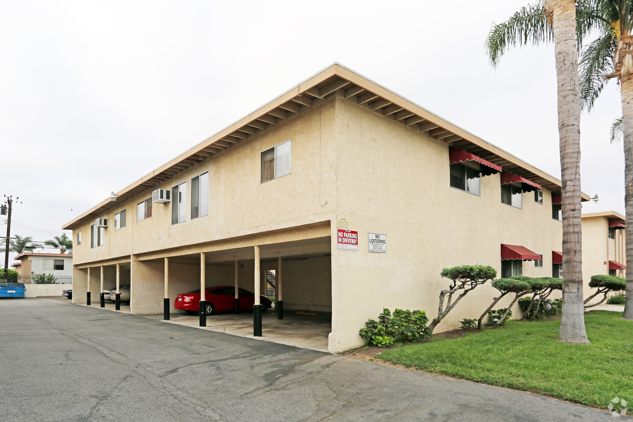 Building Photo - 12612 Sunswept Ave