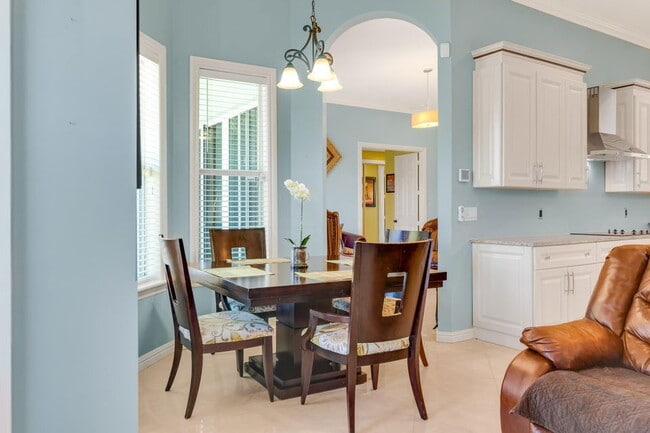 Photo - 2650 SW Calder St House