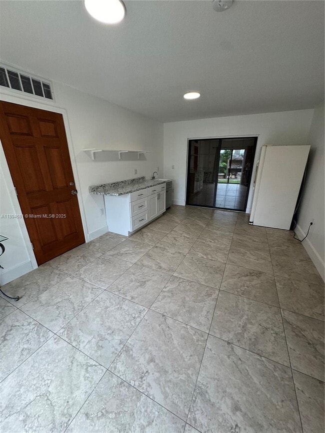 Foto del edificio - 15730 SW 103rd Ave
